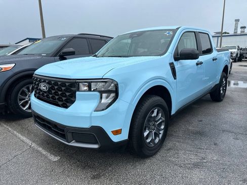 Used 2026 Ford Maverick XLT FWD image 2