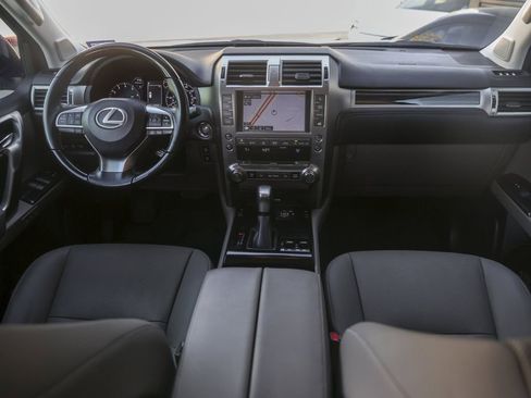 Used 2020 Lexus GX 460 Premium image 35