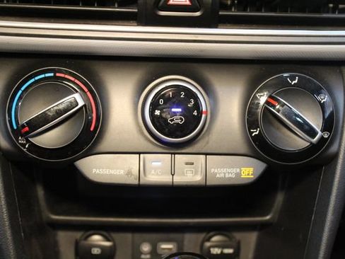 Used 2021 Hyundai Kona SEL AWD/4WD image 22