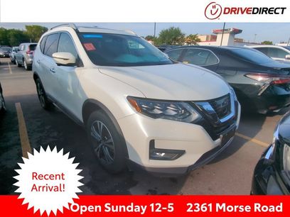 Used 2017 Nissan Rogue SL w/ SL Premium Package