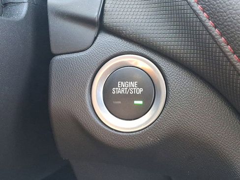 Certified 2023 Chevrolet Equinox RS image 24