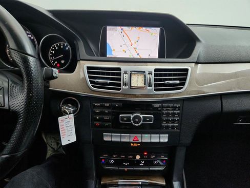 Used 2015 Mercedes-Benz E 350 4MATIC Wagon image 21