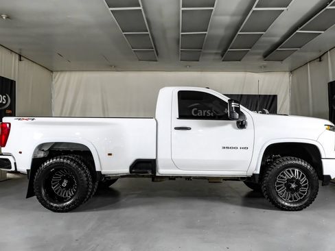 Used 2025 Chevrolet Silverado 3500 W/T AWD/4WD image 6