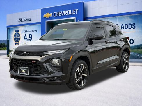 Used 2023 Chevrolet TrailBlazer RS w/ Convenience Package AWD/4WD image 3