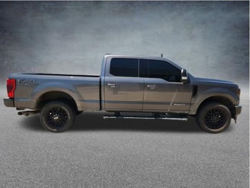Used 2022 Ford F250 Lariat w/ Black Appearance Package AWD/4WD image 11
