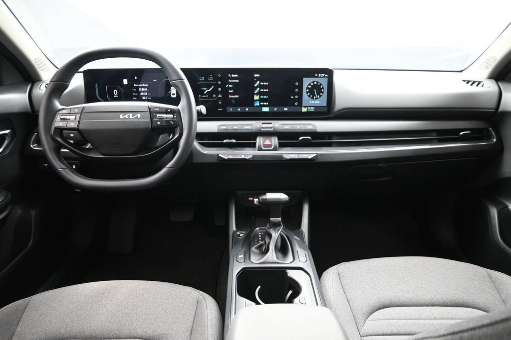 Certified 2025 Kia K4 EX FWD image 28
