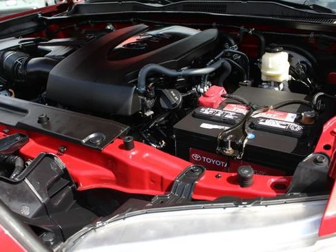 Certified 2021 Toyota Tacoma SR5 RWD image 59