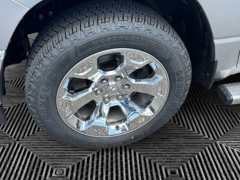 Used 2022 RAM 1500 Big Horn AWD/4WD image 10