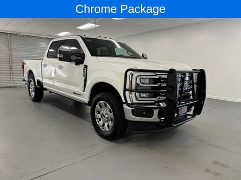 Used 2025 Ford F250 Lariat w/ Lariat Ultimate Package AWD/4WD image 3