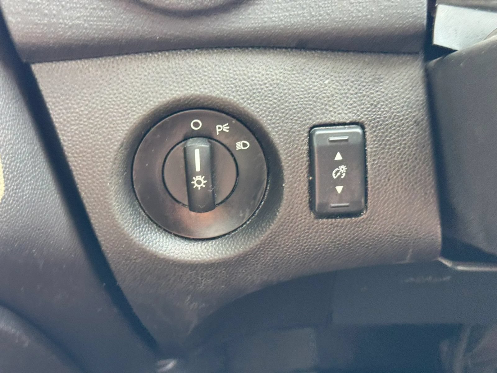 Used 2019 Ford Fiesta S FWD image 32