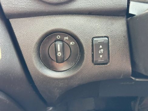 Used 2019 Ford Fiesta S FWD image 32