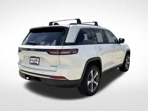 Used 2023 Jeep Grand Cherokee Limited AWD/4WD image 9
