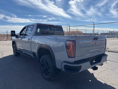 Used 2025 GMC Sierra 3500 AT4 w/ AT4 Premium Plus Package image 6