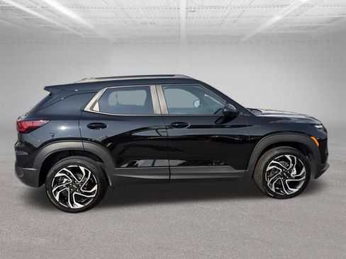 Used 2024 Chevrolet TrailBlazer RS w/ Driver Confidence Package AWD/4WD image 13