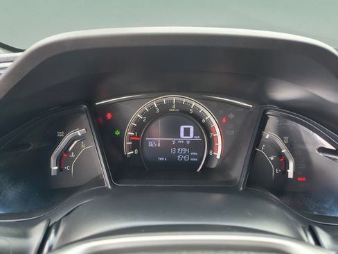 Used 2018 Honda Civic Sport image 31