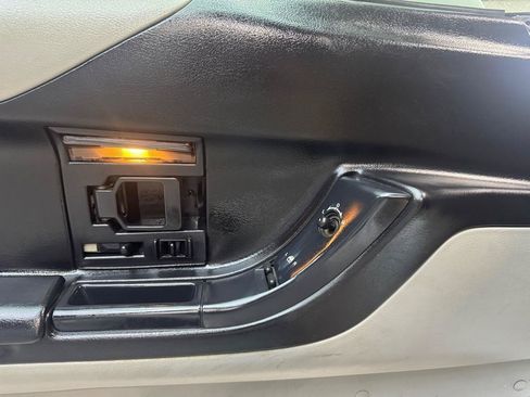 Used 1996 Chevrolet Corvette Coupe RWD image 18