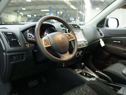New 2026 Mitsubishi Outlander Sport ES AWD/4WD image 5
