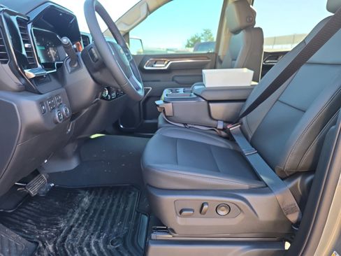 New 2026 Chevrolet Silverado 1500 LT w/ All Star Edition Plus image 12