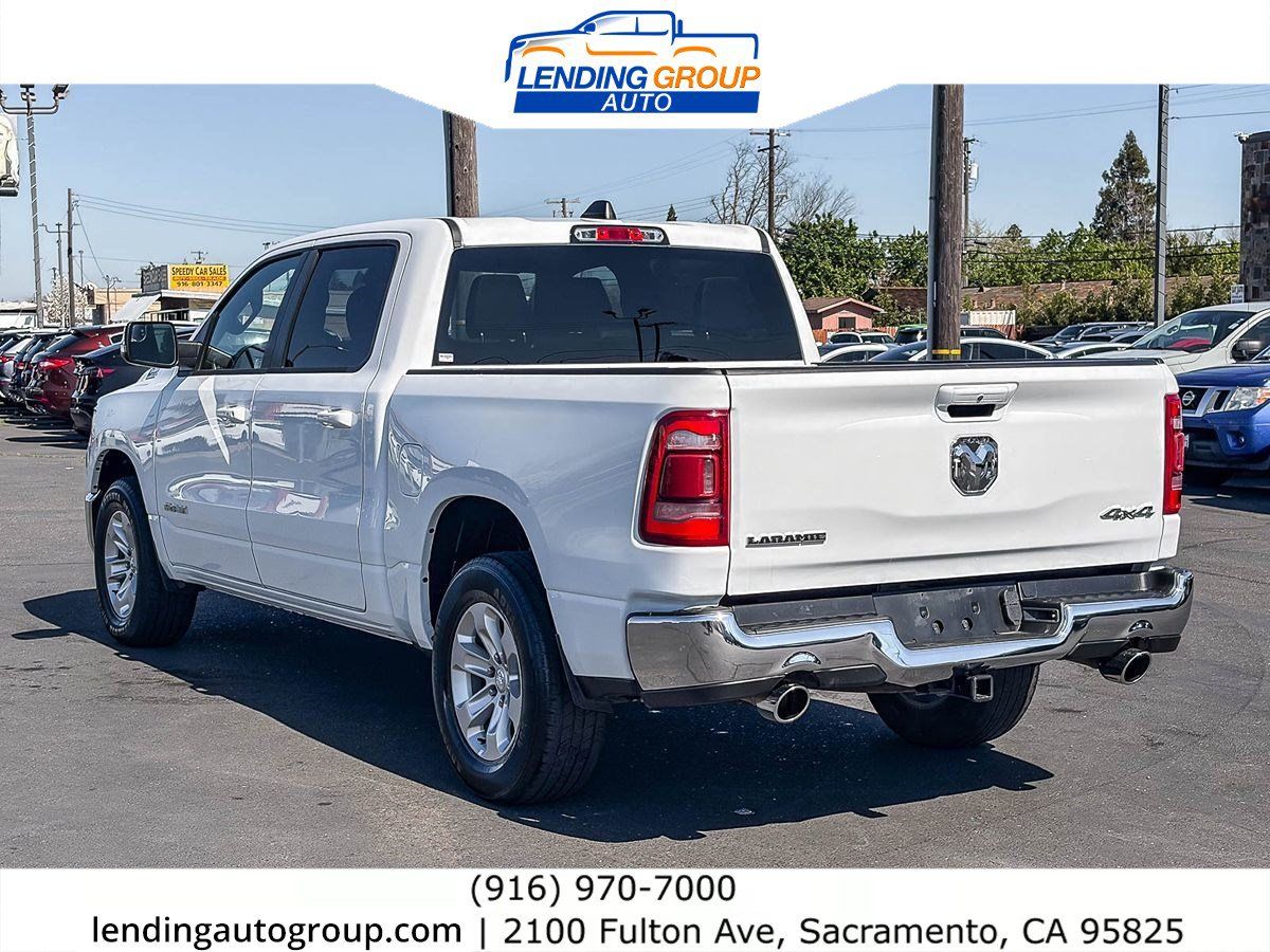 Used 2023 RAM 1500 Laramie AWD/4WD image 2