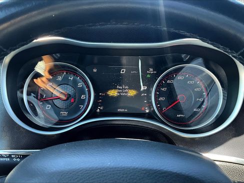 Used 2017 Dodge Charger R/T image 21