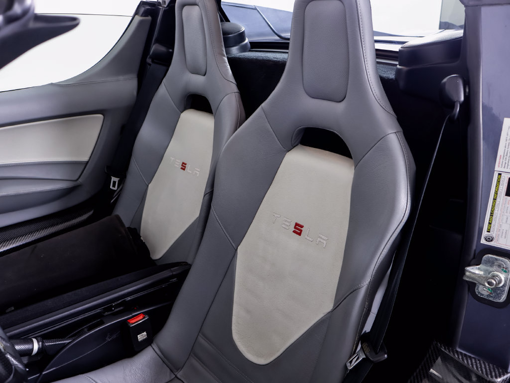 Used 2010 Tesla Roadster Sport RWD image 5