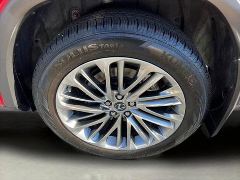 Certified 2022 Lexus RX 350L Luxury w/ Accessory Package (Z1) image 21