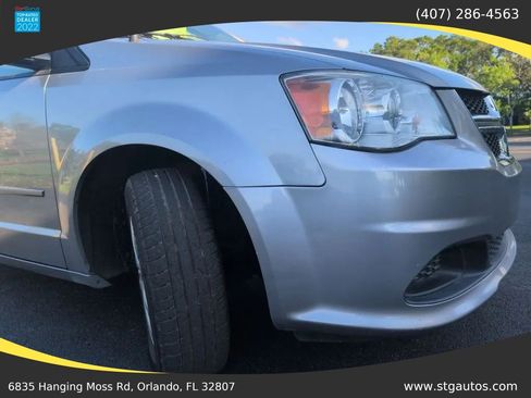 Used 2015 Dodge Grand Caravan SE w/ Quick Order Package 29E SE FWD image 9
