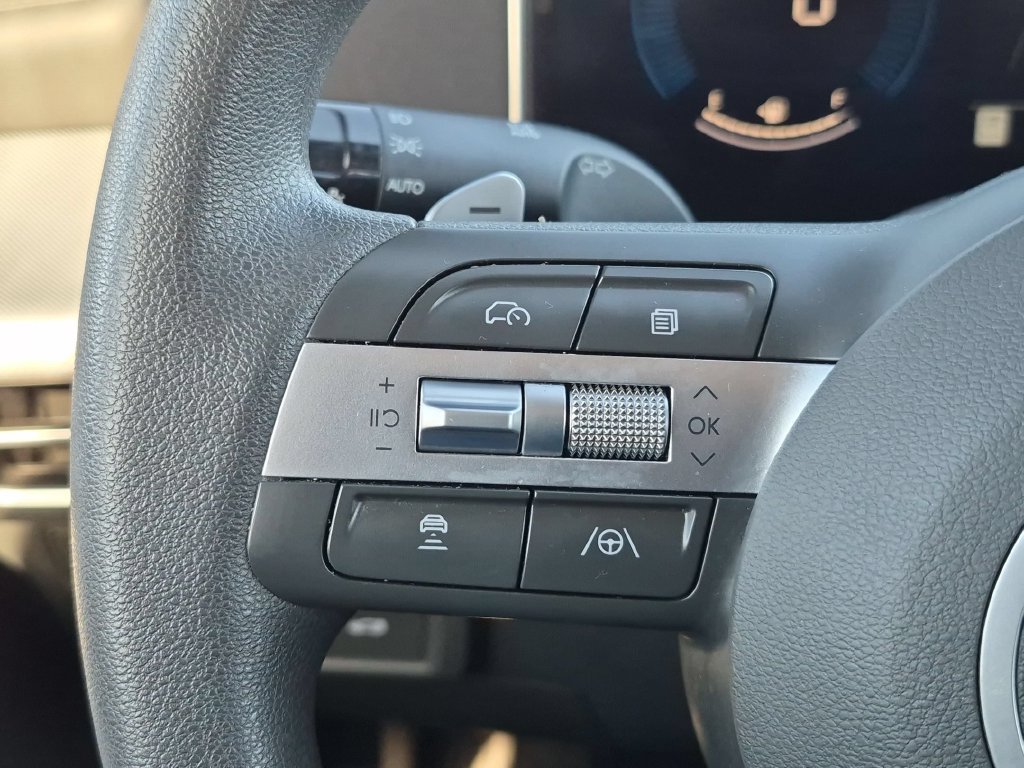 Used 2025 Hyundai Sonata SEL FWD image 21