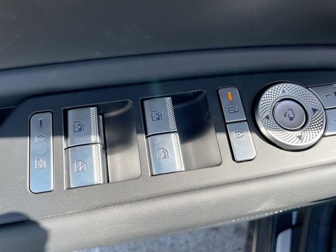 New 2025 Genesis GV80 3.5T Prestige image 36