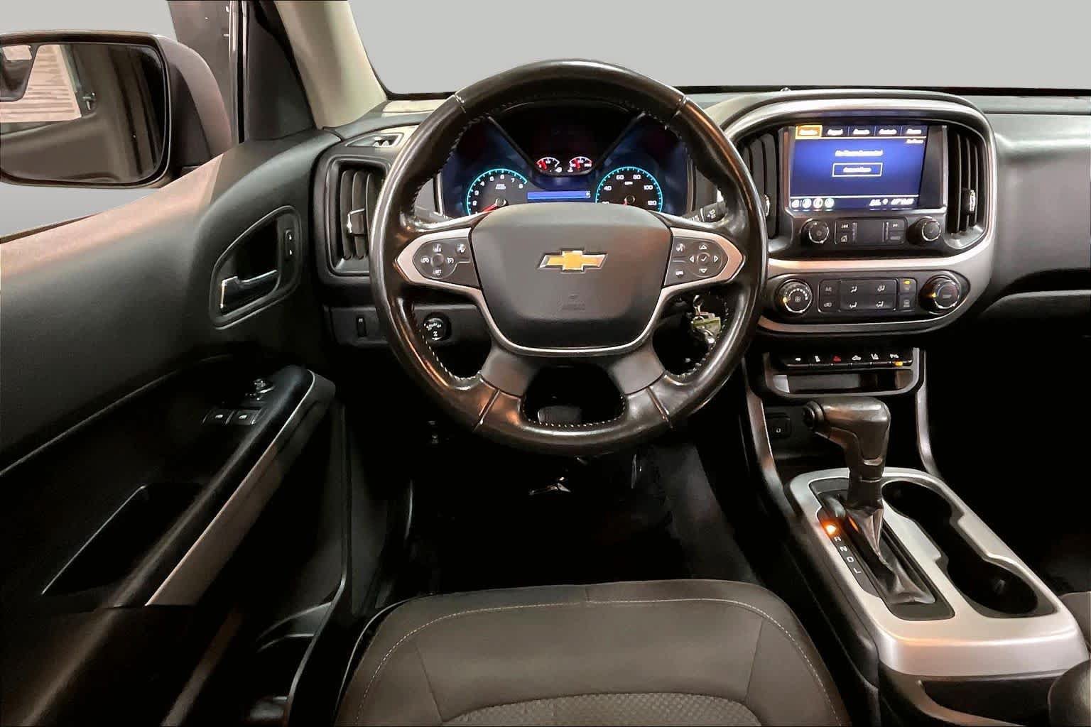 Used 2020 Chevrolet Colorado LT w/ Colorado RST Special Edition AWD/4WD image 6
