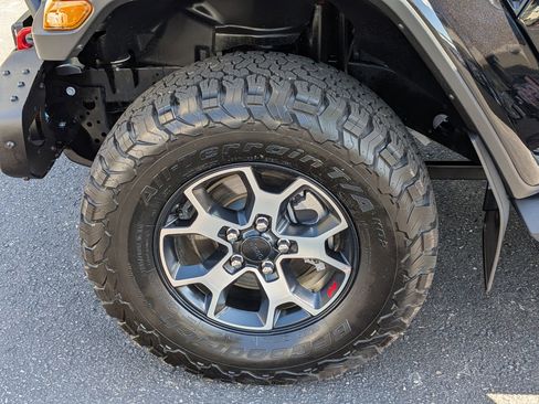 Used 2021 Jeep Wrangler Unlimited Rubicon AWD/4WD image 26