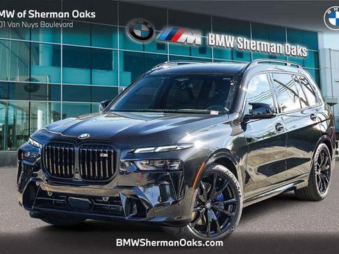 New 2026 BMW X7 M60i image 1