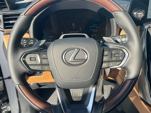 New 2026 Lexus LX 700h Luxury AWD/4WD image 21