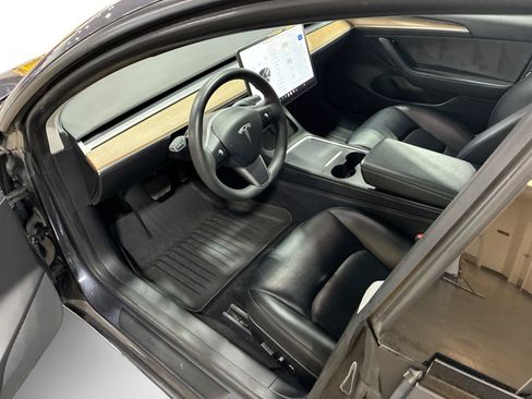 Certified 2022 Tesla Model 3 Long Range AWD/4WD image 9