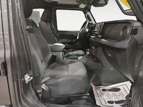 Used 2024 Jeep Gladiator Mojave w/ Convenience Group image 33