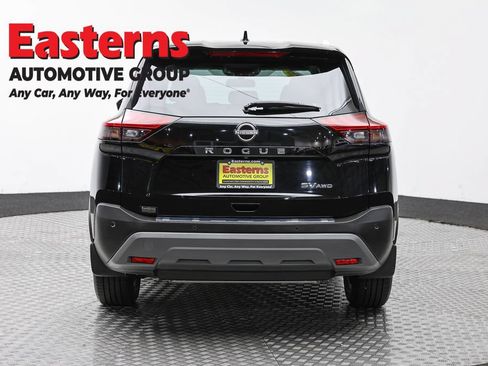 Used 2023 Nissan Rogue SV w/ SV Premium B Package AWD/4WD image 6