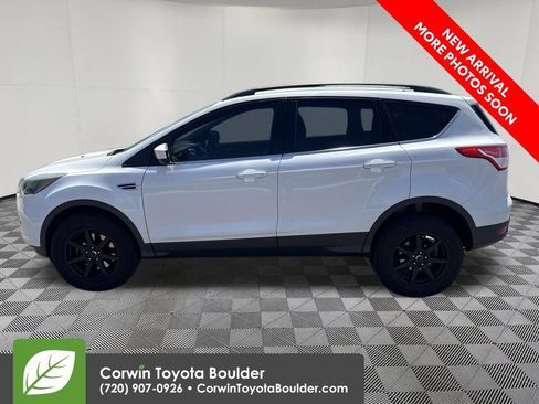 Used 2015 Ford Escape SE w/ Equipment Group 201A AWD/4WD image 4