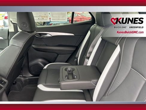 Used 2024 Buick Envision Sport Touring image 36