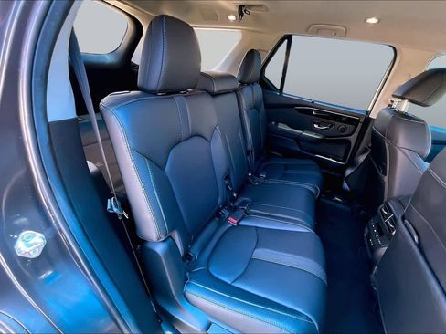 Used 2025 Honda Pilot EX-L image 19