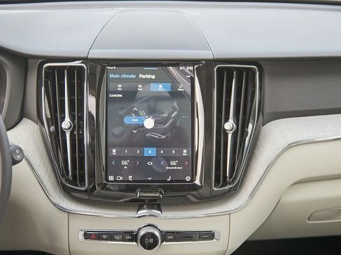 New 2025 Volvo XC60 T8 Plus w/ Protection Package Premier image 25