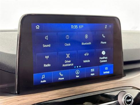 Used 2020 Ford Escape Titanium image 14