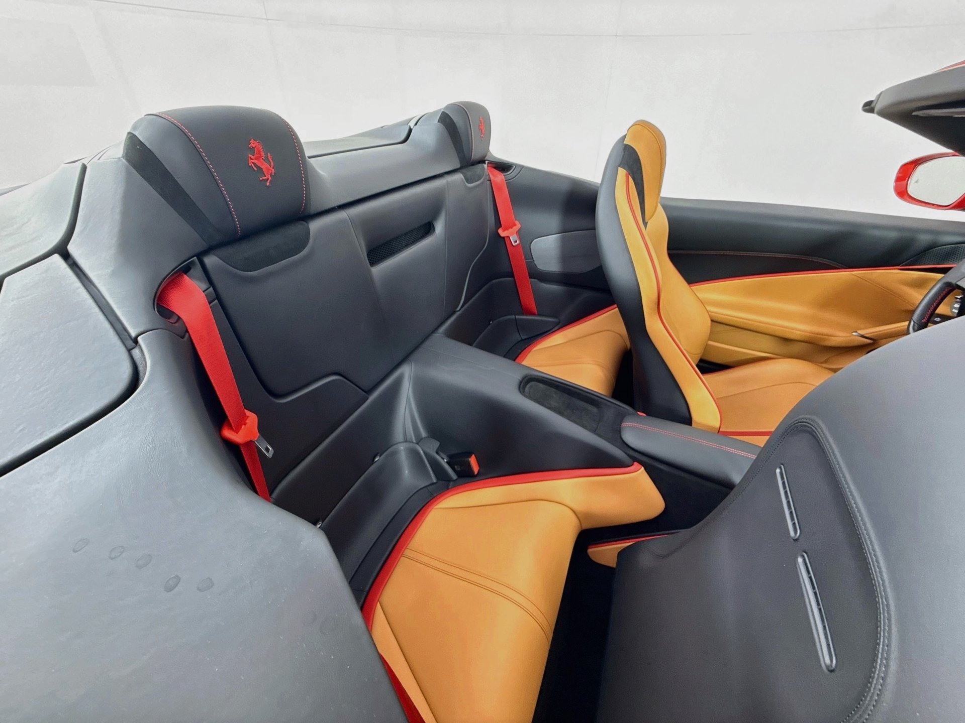Certified 2024 Ferrari Roma Spider RWD image 22