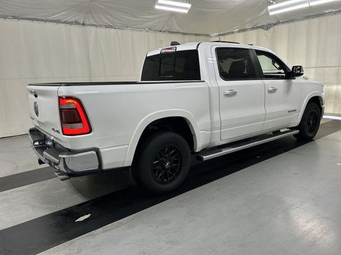 Used 2019 RAM 1500 Laramie AWD/4WD image 2