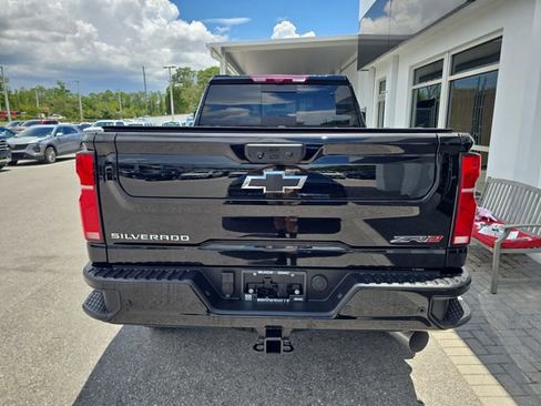 Certified 2026 Chevrolet Silverado 2500 ZR2 AWD/4WD image 7