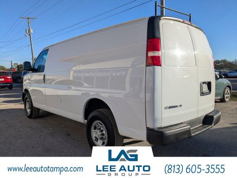 Used 2021 Chevrolet Express 2500 w/ Driver Convenience Package image 5