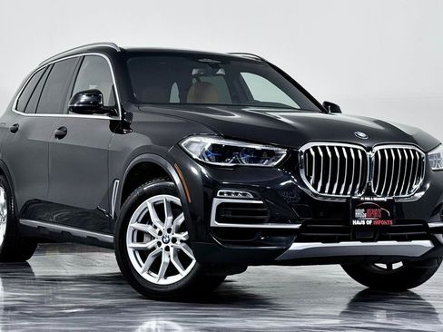 Used 2019 BMW X5 xDrive50i w/ Executive Package AWD/4WD image 2