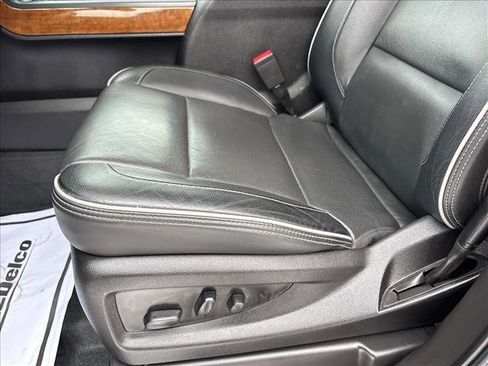 Used 2018 Chevrolet Silverado 1500 High Country image 20