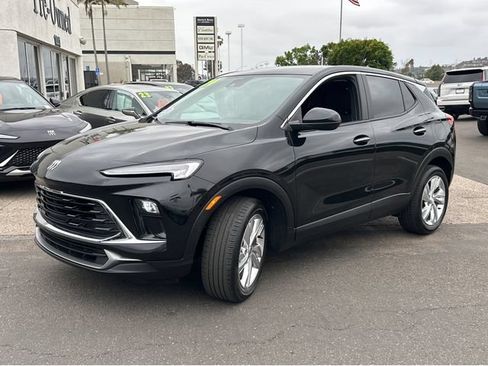 Used 2024 Buick Encore GX Preferred FWD image 10