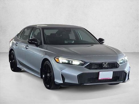 Used 2025 Honda Civic Sport Touring image 3