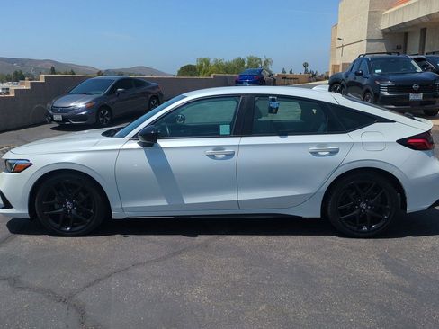 Certified 2024 Honda Civic Sport image 9